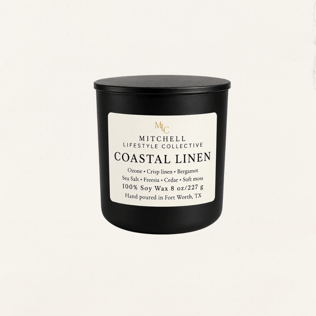 Coastal Linen soy candle - sea salt and fresh linen in a black jar
